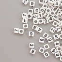 Бусины пластиковые 