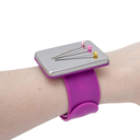 Игольница магнитная на руку (фиолетовый) — фото, картинка — 2