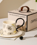 Чашка с блюдцем 